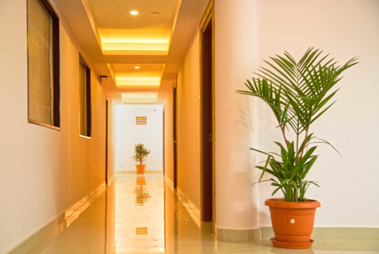 Hotel Rainbow Suites Cananor Exterior foto
